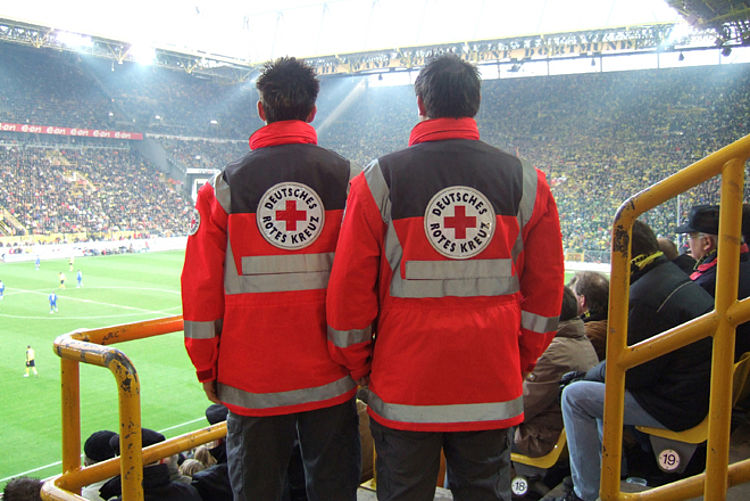 Rettungssanitäter Großveranstaltung Einsatzstelle, Rettungssanitäter, Stadion, Fußballspiel, WM 2006